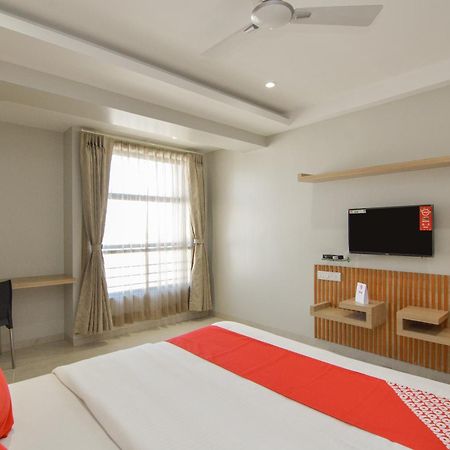 Hotel O Season Choice Ширді Екстер'єр фото