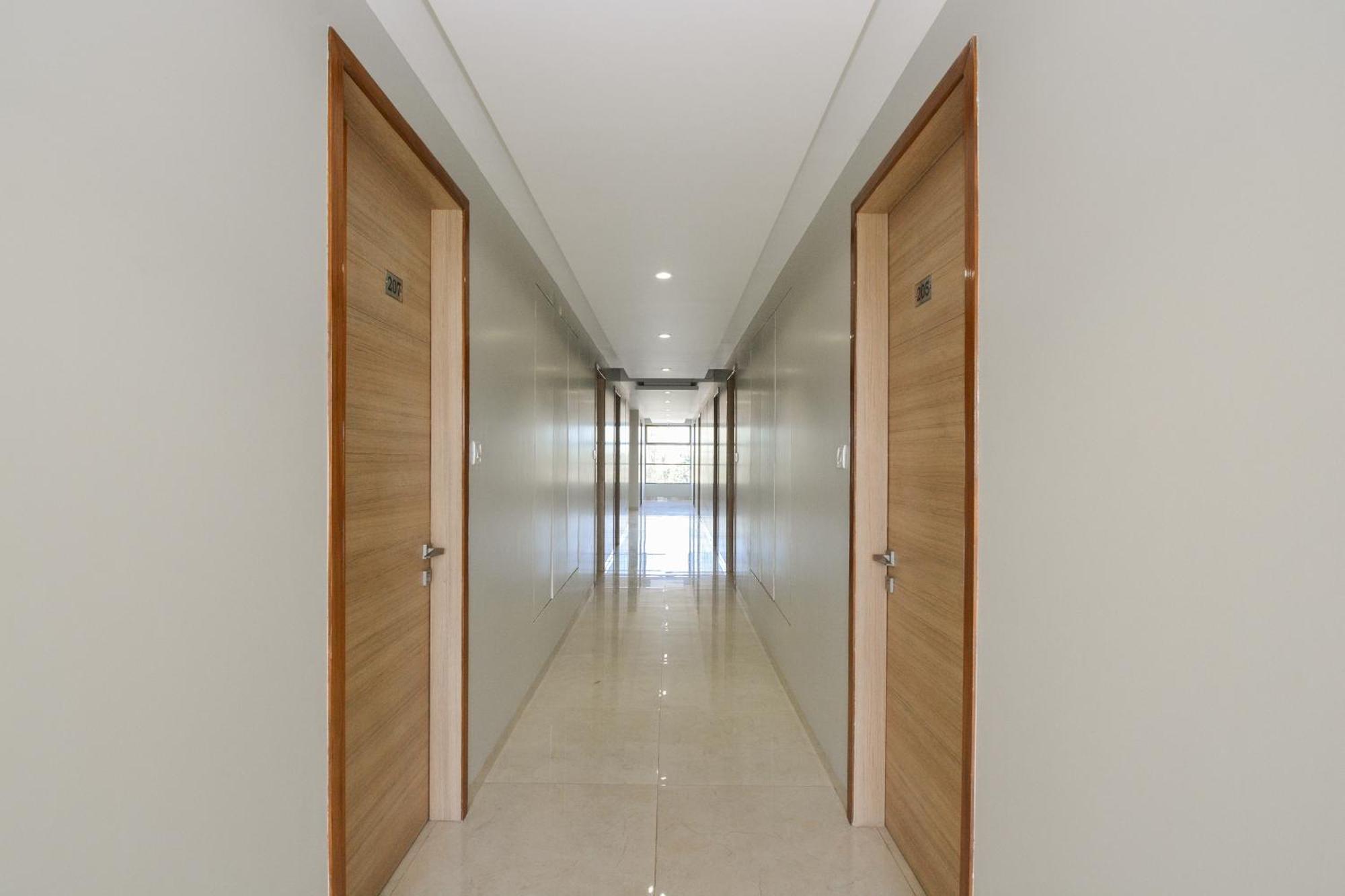 Hotel O Season Choice Ширді Екстер'єр фото