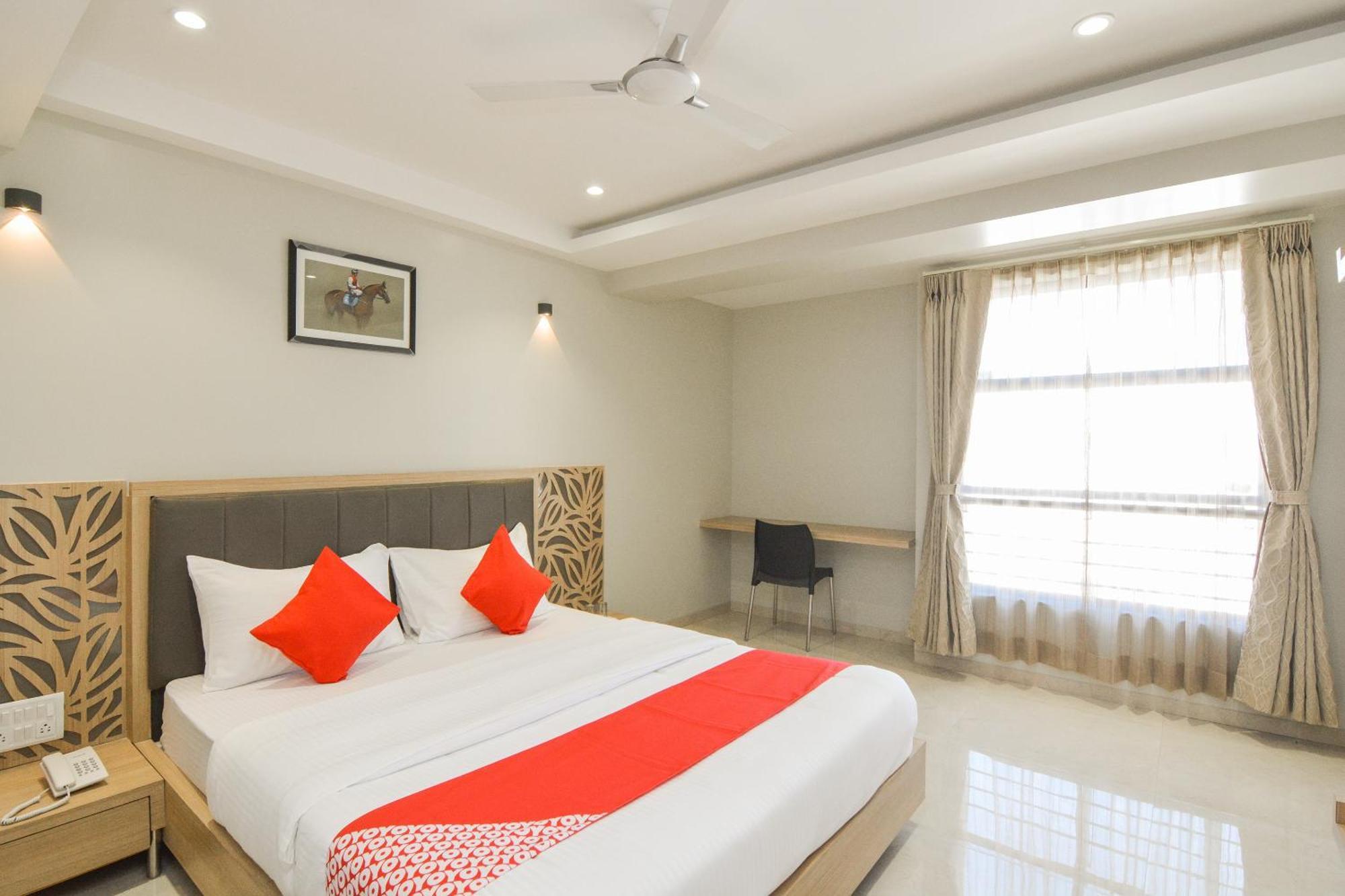 Hotel O Season Choice Ширді Екстер'єр фото
